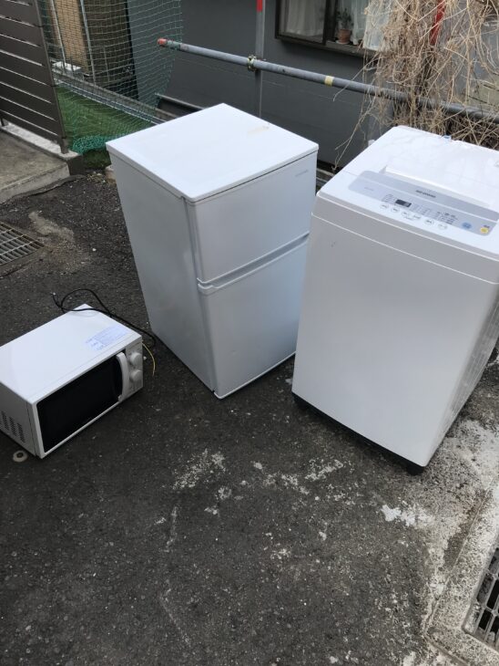 東京都多摩市にてソファベッド、冷蔵庫、洗濯機などの片付け作業を行いました